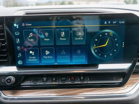 Used 2024 Chevrolet Silverado 2500 LT image 21