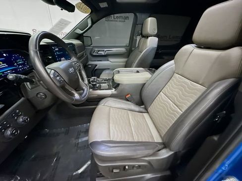 Used 2022 Chevrolet Silverado 1500 ZR2 w/ Technology Package image 25