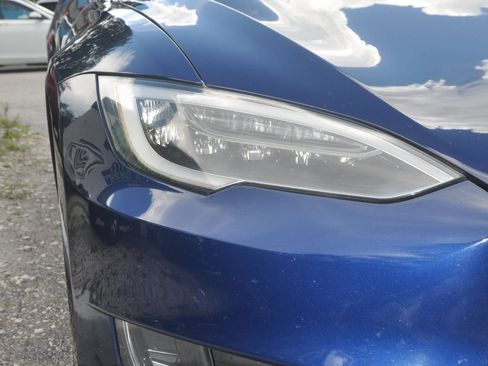 Used 2017 Tesla Model S 75 RWD image 21