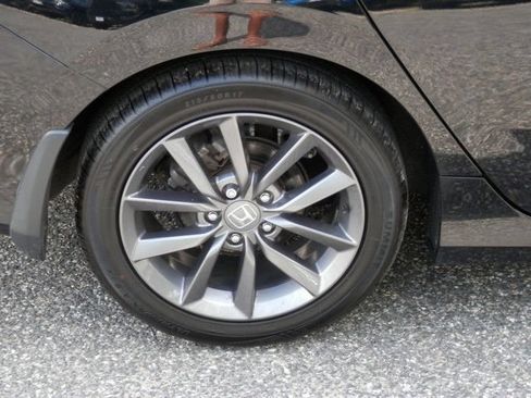 Used 2021 Honda Civic EX image 11
