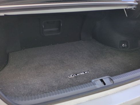 Used 2022 Lexus ES 350 Ultra Luxury w/ Accessory Package 2 image 30