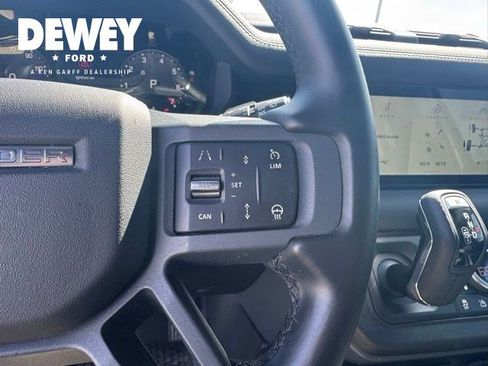 Used 2024 Land Rover Defender 110 X-Dynamic SE AWD/4WD image 16