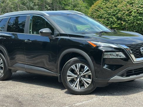 Certified 2023 Nissan Rogue SV w/ SV Premium B Package AWD/4WD image 1