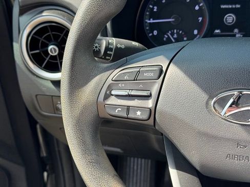 Used 2023 Hyundai Kona SEL image 18