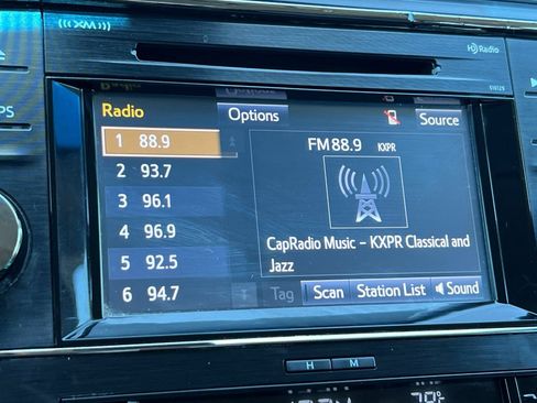 Used 2018 Toyota Avalon XLE FWD image 18