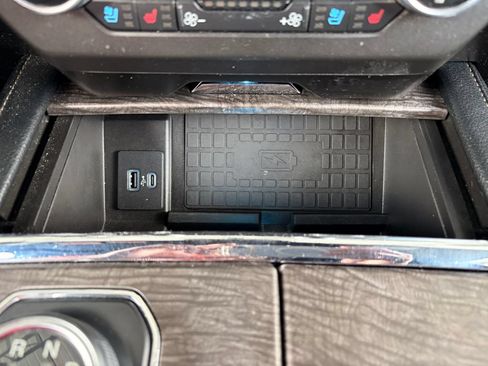 Used 2021 Ford Expedition Max Limited AWD/4WD image 27