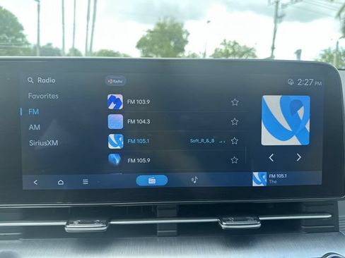 Used 2025 Hyundai Kona SEL FWD image 25