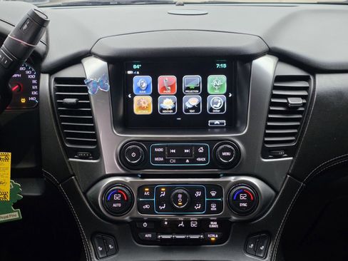 Used 2019 Chevrolet Suburban LT image 16