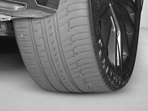 Used 2022 BMW X6 xDrive40i w/ Executive Package image 13