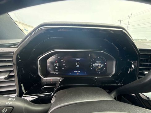 New 2026 Chevrolet Silverado 3500 High Country w/ High Country Premium Package AWD/4WD image 10