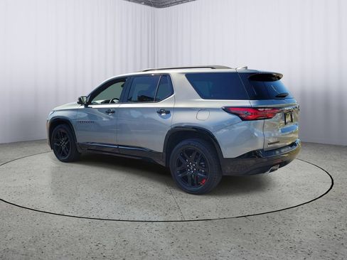 Used 2024 Chevrolet Traverse Premier w/ Redline Edition FWD image 7
