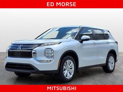 Used 2026 Mitsubishi Outlander ES