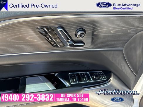 Used 2024 Cadillac Lyriq Sport RWD image 16
