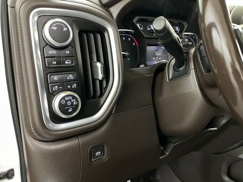 Used 2019 GMC Sierra 1500 SLT w/ SLT Premium Package AWD/4WD image 31