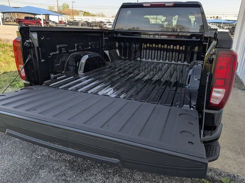 New 2026 GMC Sierra 1500 Elevation image 26