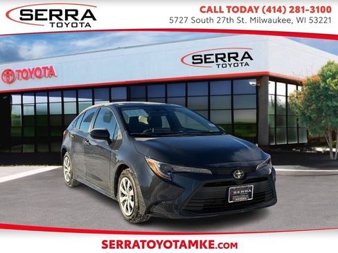 Used 2024 Toyota Corolla LE image 1