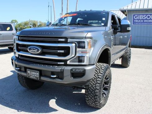 Used 2022 Ford F250 Platinum w/ Tremor Off-Road Package AWD/4WD image 3