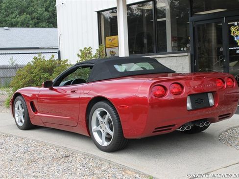 Used 2002 Chevrolet Corvette Convertible w/ Preferred Equipment Group2 RWD image 7