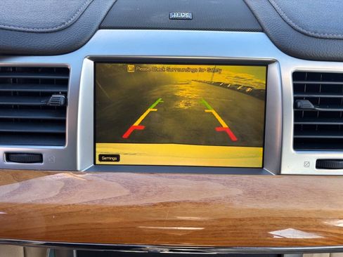 Used 2010 Lincoln MKS image 18