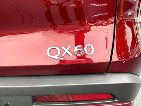 Certified 2023 INFINITI QX60 Luxe AWD/4WD image 23
