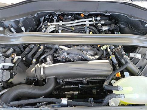 New 2025 Ford Explorer ST-Line image 15