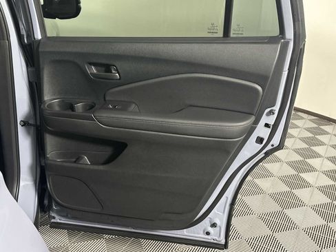 Used 2023 Honda Passport EX-L image 17