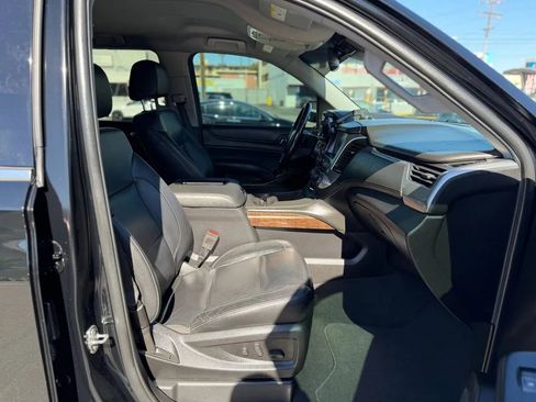 Used 2019 Chevrolet Suburban LT w/ Max Trailering Package image 38
