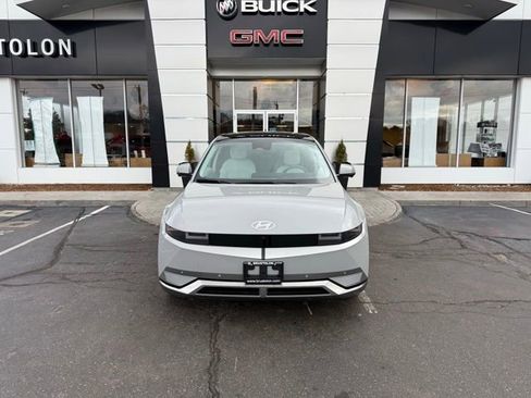 Used 2024 Hyundai Ioniq 5 Limited image 6