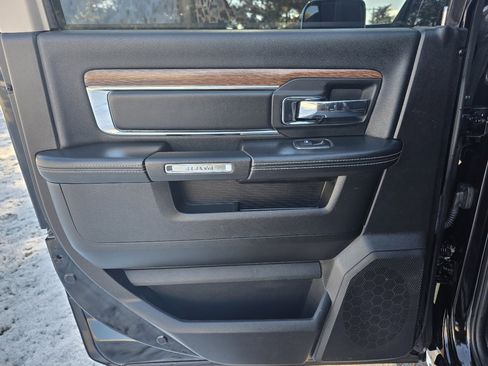 Used 2014 RAM 1500 Laramie w/ Convenience Group image 14