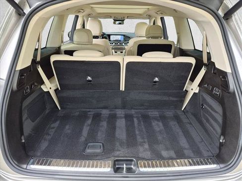 Used 2023 Mercedes-Benz GLS 450 4MATIC image 6