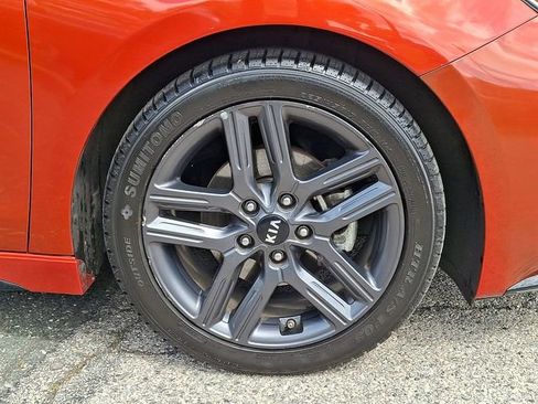 Certified 2021 Kia Forte GT-Line FWD image 8