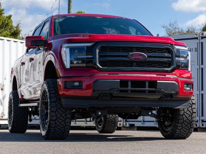 New 2025 Ford F150 Lariat w/ Equipment Group 501A Mid