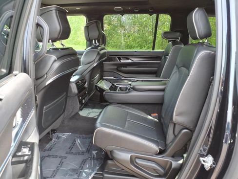 Certified 2024 Jeep Grand Wagoneer L Series II w/ Quick Order Packagew 28T AWD/4WD image 13