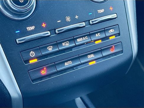 Used 2017 Lincoln MKC Select image 19