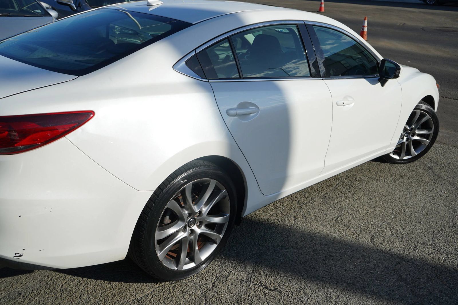 Used 2015 MAZDA MAZDA6 Grand Touring w/ GT Technology Package FWD image 16
