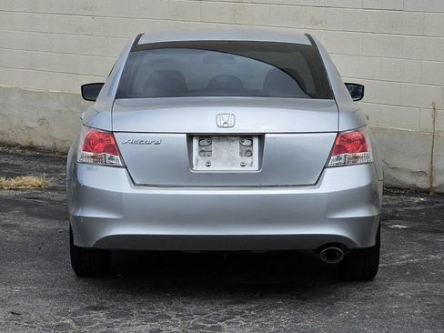 Used 2010 Honda Accord LX-P image 4
