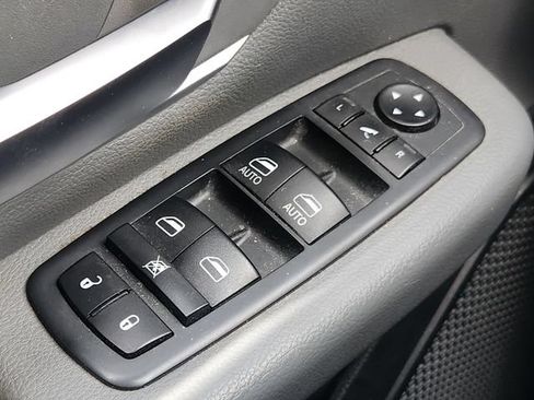 Used 2020 RAM 1500 Lone Star RWD image 22
