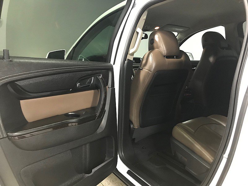 Used 2016 GMC Acadia SLT FWD image 15