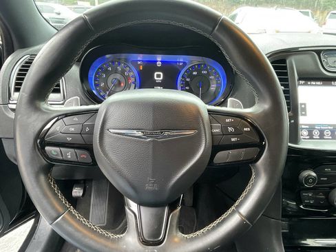 Used 2017 Chrysler 300 S w/ 300S Premium Group image 16