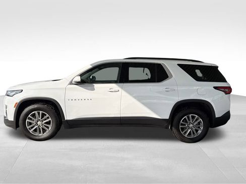 Used 2023 Chevrolet Traverse LT w/ LPO, Cargo Package image 2