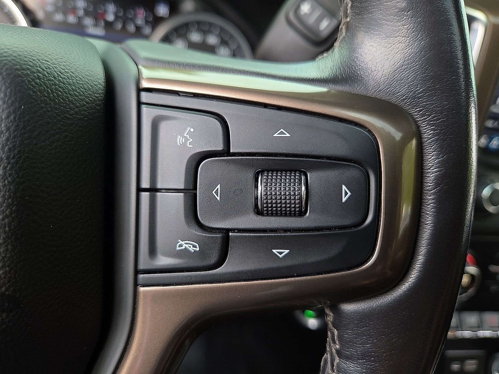 Used 2022 Chevrolet Silverado 3500 High Country w/ Z71 Off-Road Package AWD/4WD image 21