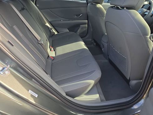 New 2026 Hyundai Elantra SEL Sport FWD image 22