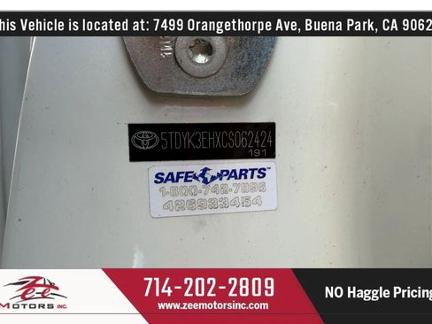 Used 2012 Toyota Highlander Limited w/ Tow Pkg image 52