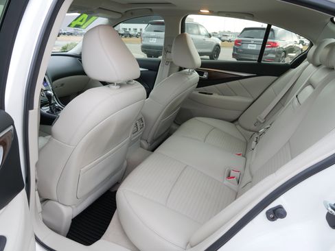 Used 2014 INFINITI Q50 Sport w/ Technology Package image 15