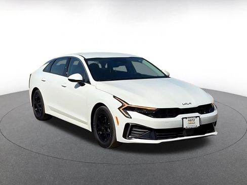 Used 2025 Kia K5 LXS image 3