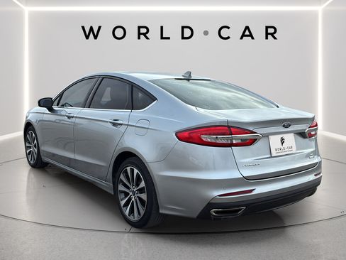 Used 2020 Ford Fusion SE AWD/4WD image 13