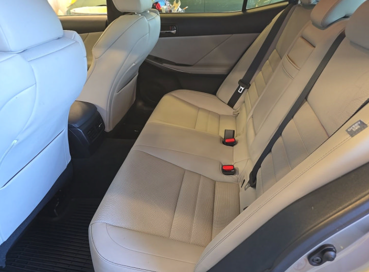 Used 2015 Lexus IS 350 w/ F-Sport Package RWD image 9