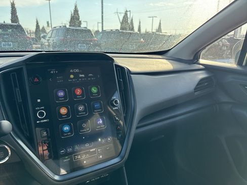 Used 2025 Subaru Crosstrek 2.5i Limited w/ Crosstrek Mirror Package image 3