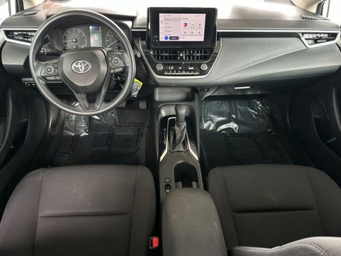 Used 2023 Toyota Corolla LE FWD image 12