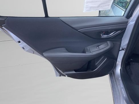 Used 2025 Subaru Legacy Premium AWD/4WD image 9